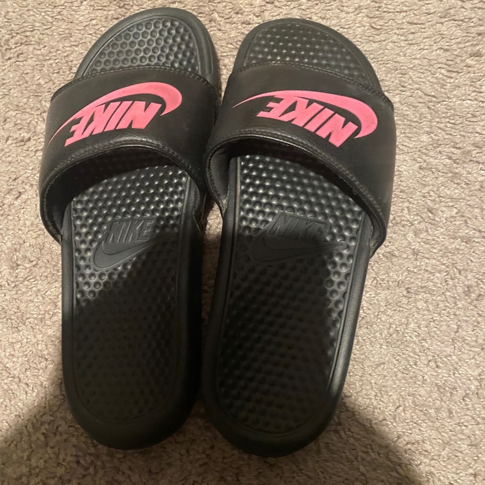 nike slides